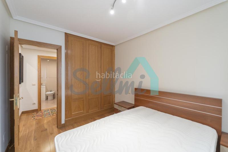 Foto 99da8ca1-5ed7-4c2c-9d9f-2c19e315b2d9. Miete etagenwohnung mit heizung in Salesas - Foncalada - Campoamor Oviedo