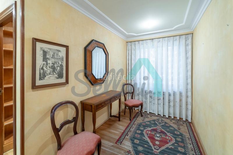 Foto a9cfa692-fc37-4502-8003-66ac45c39c4a. Appartamento con riscaldamento in Salesas - Foncalada - Campoamor Oviedo