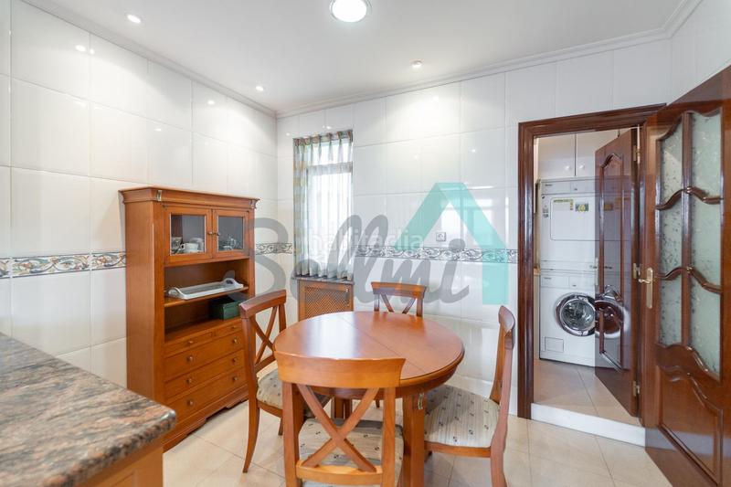 Foto f74a6330-607e-4eba-8c33-4413b4d7e75a. Appartamento con riscaldamento in Salesas - Foncalada - Campoamor Oviedo