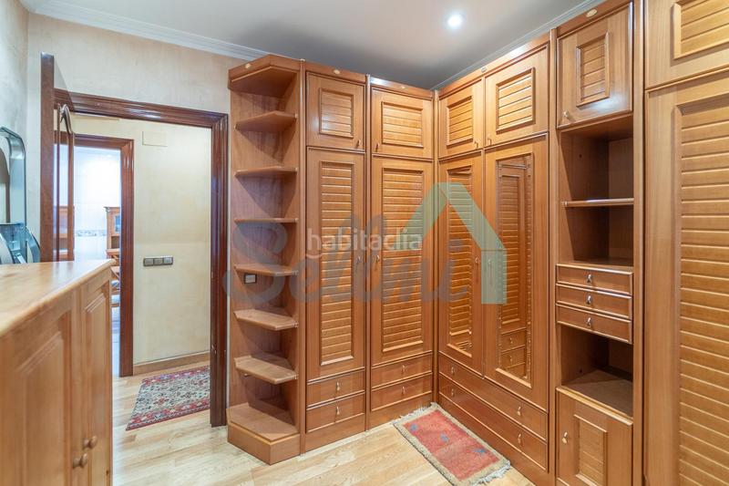 Foto 0d7a0e82-0abf-478f-9e73-8ecb09db8603. Etagenwohnung mit heizung in Salesas - Foncalada - Campoamor Oviedo