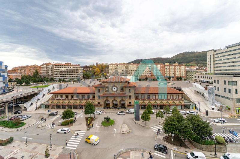 Foto 3ab590a5-35ba-41f6-832e-df22d6025201. Etagenwohnung mit heizung in Salesas - Foncalada - Campoamor Oviedo