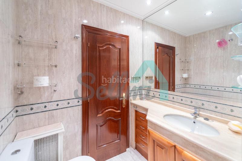 Foto 86af7716-d73a-4be4-909d-20a2f5ba598d. Etagenwohnung mit heizung in Salesas - Foncalada - Campoamor Oviedo
