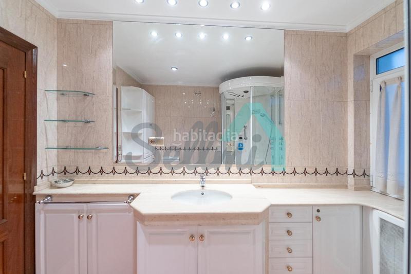 Foto c629f3f1-18ce-4bc5-babd-56c0cf71766c. Etagenwohnung mit heizung in Salesas - Foncalada - Campoamor Oviedo