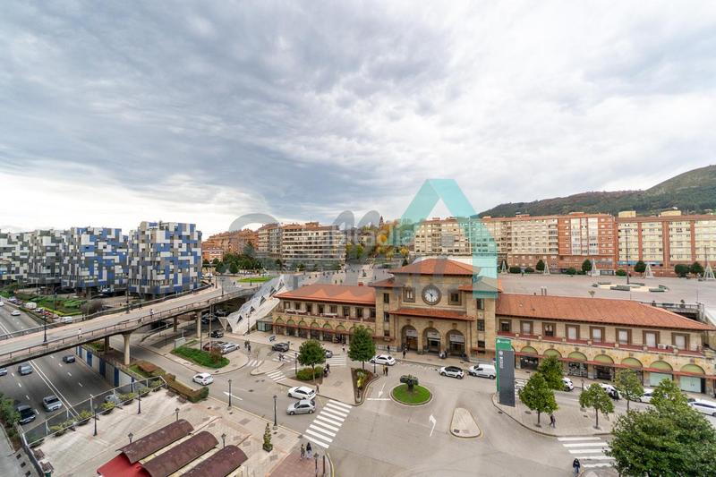 Foto ca005d74-3508-4c1f-bf78-e6993c79fb60. Etagenwohnung mit heizung in Salesas - Foncalada - Campoamor Oviedo