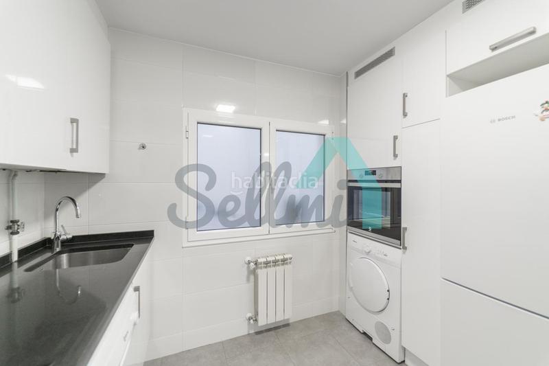 Foto ed3c4b6c-2273-4750-8914-2617c13899ed. Affitto appartamento con riscaldamento in Centro Gijón