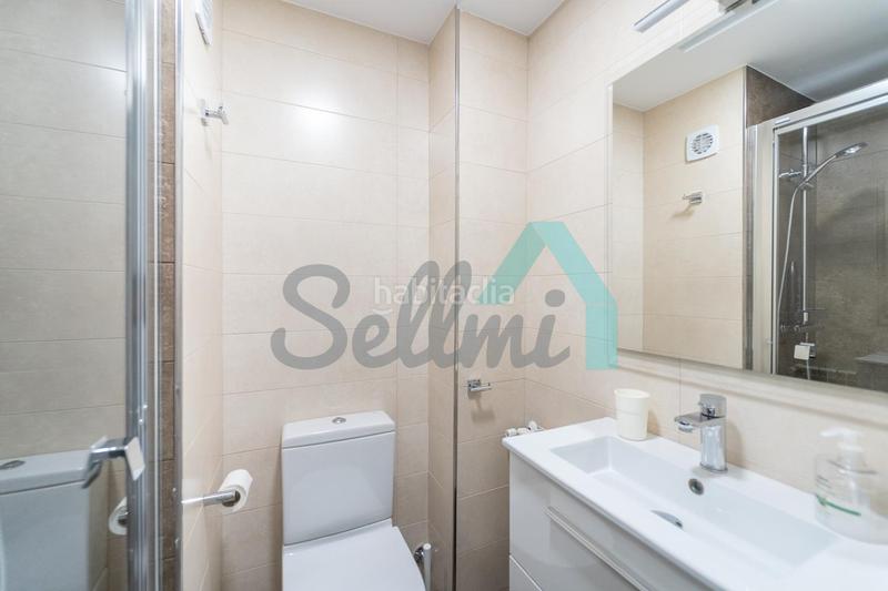 Foto 8b186f65-26b8-4563-8405-4bd4642dd461. Rent flat with heating in Centro Gijón