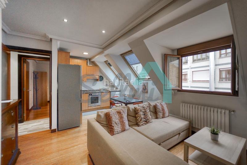 Foto 0e74fa4a-483f-4813-9be1-5d4f8af31fb5. Alquiler piso en Salesas - Foncalada - Campoamor Oviedo