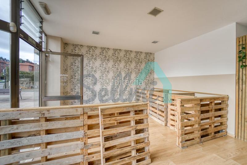 Foto 0574a7b8-920e-4345-868f-45ffcb40d15a. Local comercial en Colloto Oviedo