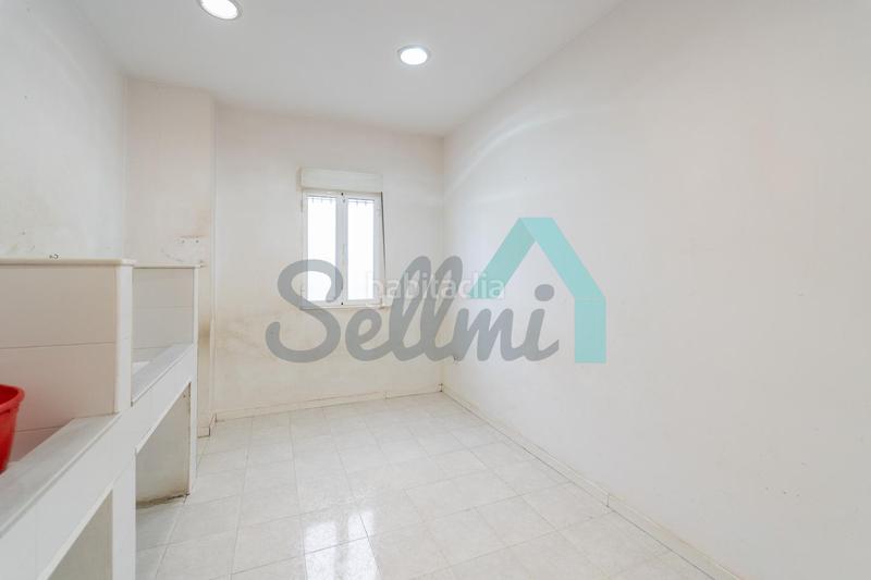 Foto 39e23a23-2a49-40d0-827c-ea83397be69f. Local comercial en Colloto Oviedo