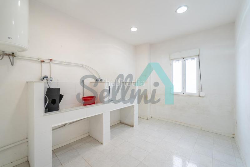 Foto c9ac7684-cc7f-4b83-87e1-96b4145ccd19. Local comercial en Colloto Oviedo