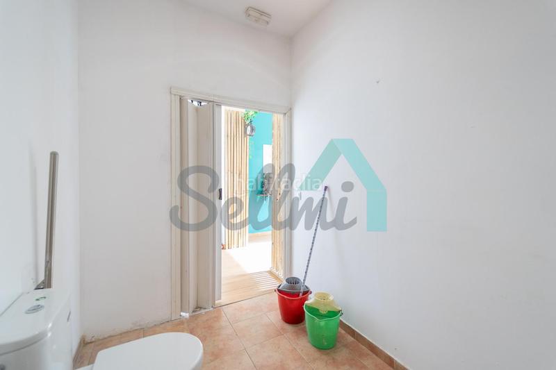 Foto e3eb0c7a-edf3-4a22-a000-83607ccf2910. Local commercial dans Colloto Oviedo