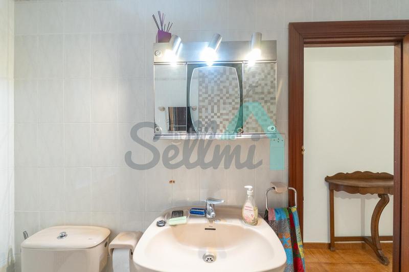 Foto af75594a-2ec0-4b8f-b0f3-b547ca0e97dd. Affitto appartamento con riscaldamento in Salesas - Foncalada - Campoamor Oviedo