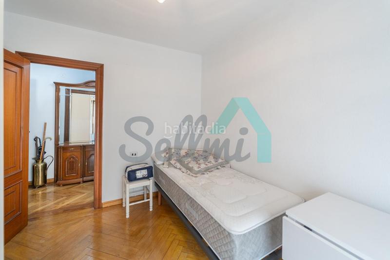 Foto 9ef53e8f-c776-414d-bac3-7bc4a720bd34. Location appartement avec chauffage dans Salesas - Foncalada - Campoamor Oviedo