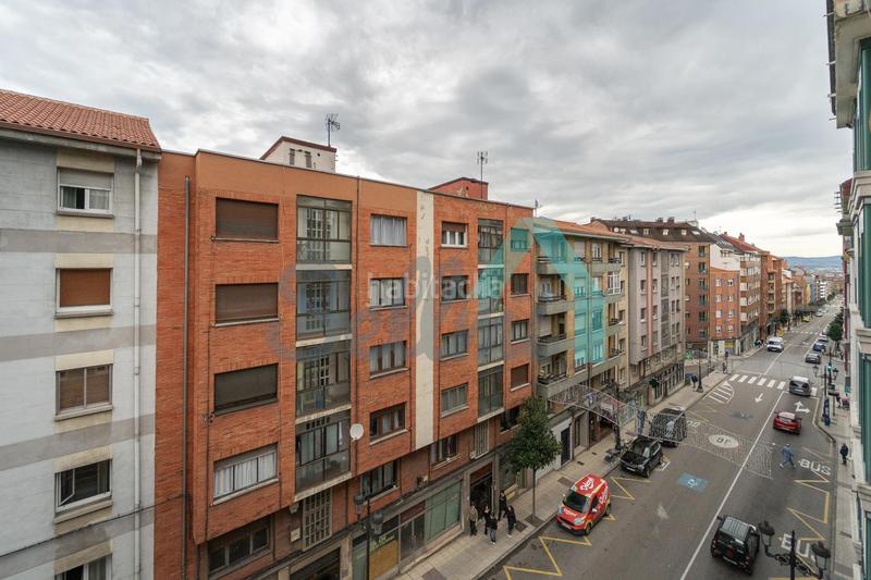 Foto f54933a5-636d-4890-accb-7601eaeac00c. Appartamento in Buenavista Oviedo