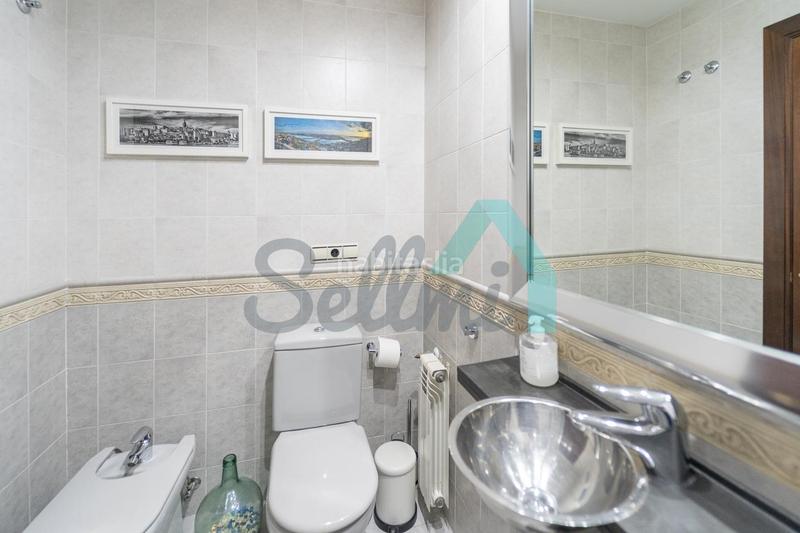 Foto c0dbf8e4-5c76-4fd5-841a-151fa5d1921c. Affitto appartamento con riscaldamento parcheggio in Gijón