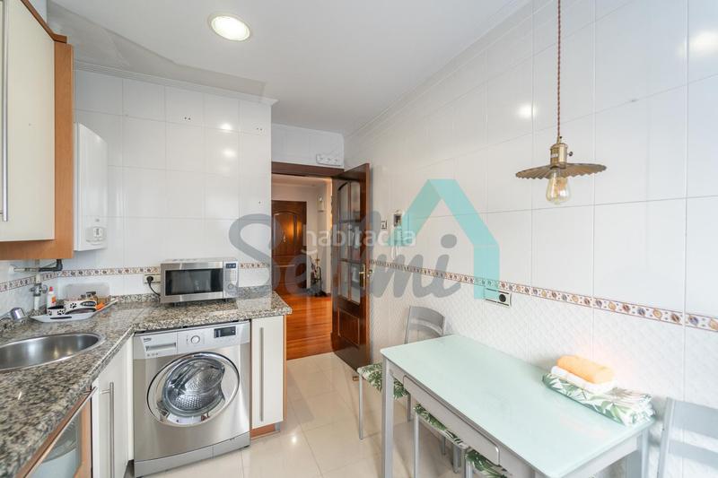 Foto eb10c0fe-09ba-47b2-ab47-249d4e6270e9. Affitto appartamento con riscaldamento parcheggio in Gijón