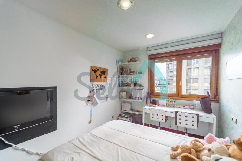 Foto cbda1dc5-d14a-47c8-b57b-27b86d196d2a. Rent flat with heating parking in El Natahoyo Gijón