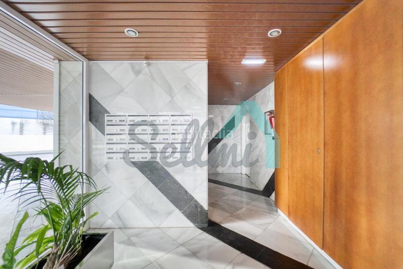 Foto 3f20c2dd-32cb-441c-8365-5295c7b84a54. Alquiler piso en El Natahoyo Gijón