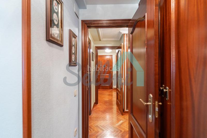 Foto ecfc84b9-09c5-4fbd-bcc1-2b3996bb5b75. Appartement avec chauffage parking dans Llano Gijón