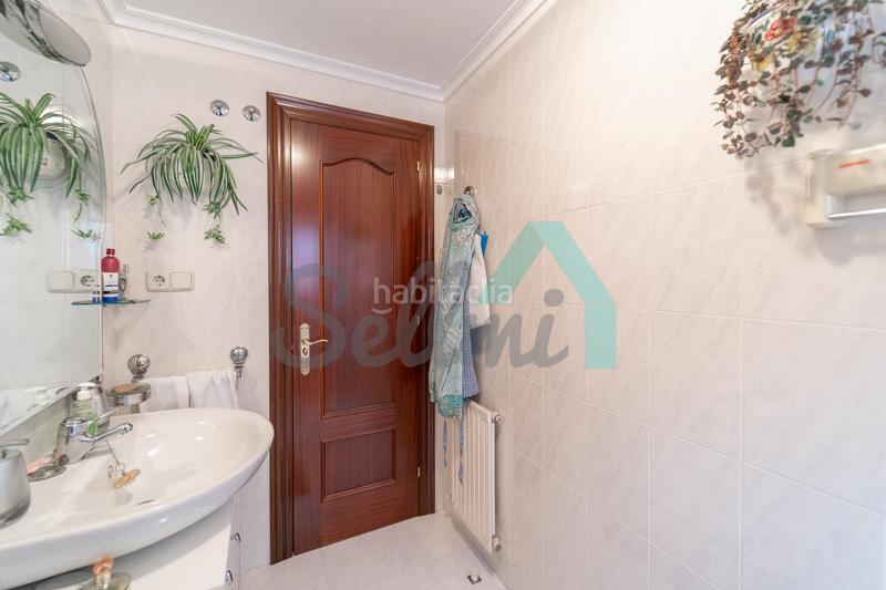 Foto 5119ad94-da40-4224-9f12-0bc715be1833. Etagenwohnung mit heizung parking in Llano Gijón