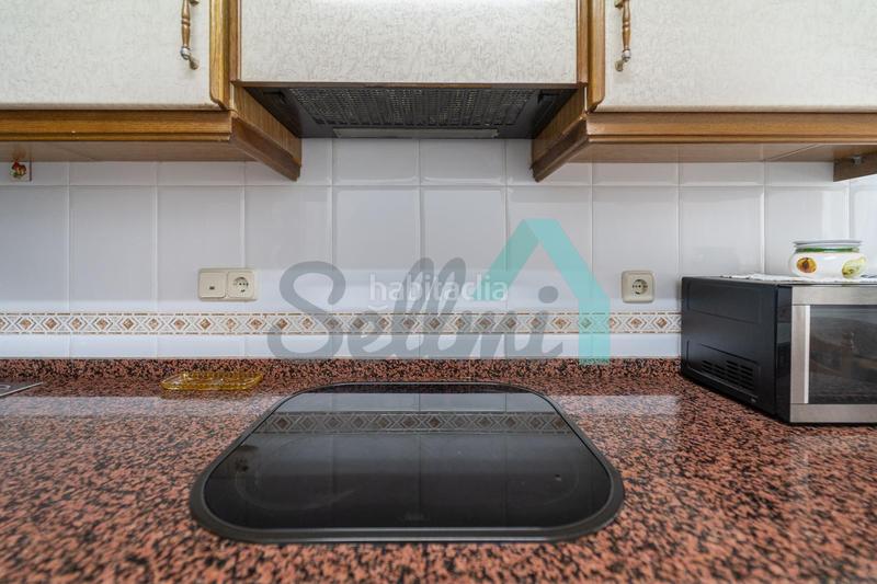 Foto dee4a934-f93c-48c1-b600-e02af3acdf0b. Etagenwohnung mit heizung parking in Llano Gijón