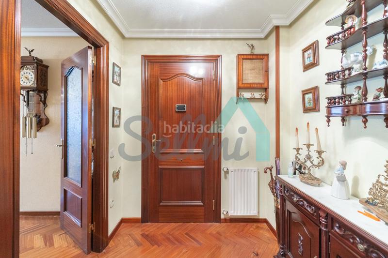 Foto 853872d1-cb20-4018-bc4d-f69c4fcc8e9a. Piso en Llano Gijón