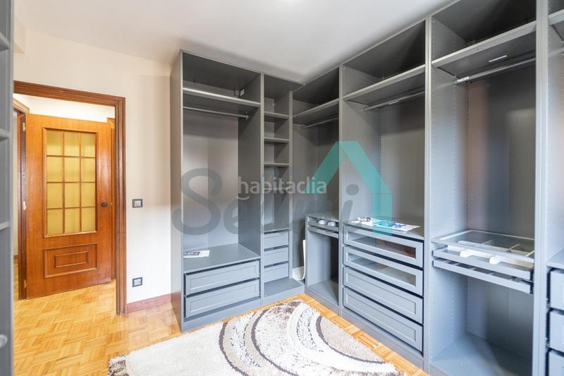 Foto 8f1640b6-5540-4667-96d5-1cbc505da878. Appartamento con riscaldamento parcheggio in Huca - La Cadellada Oviedo