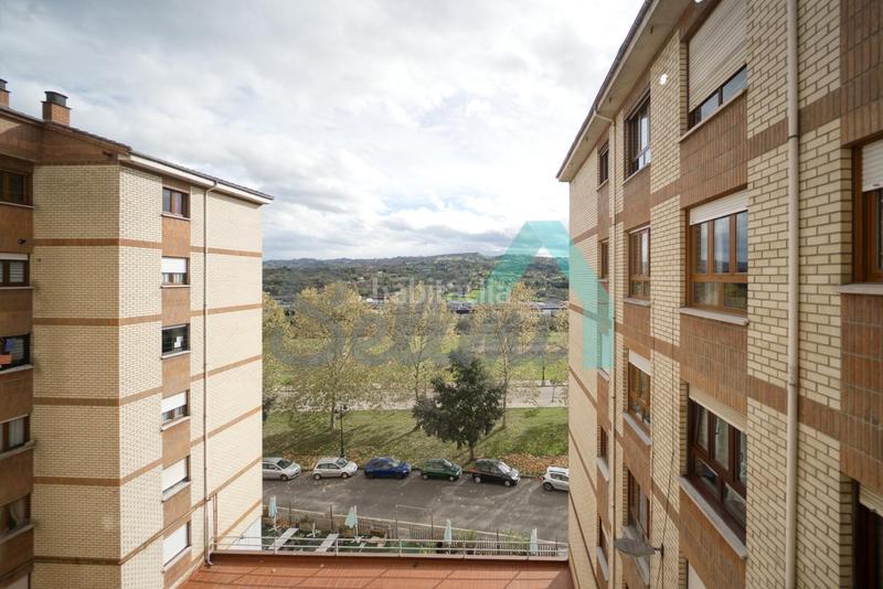 Foto ae763d5a-f209-4286-8fba-d50020add7f0. Appartamento con riscaldamento parcheggio in Huca - La Cadellada Oviedo