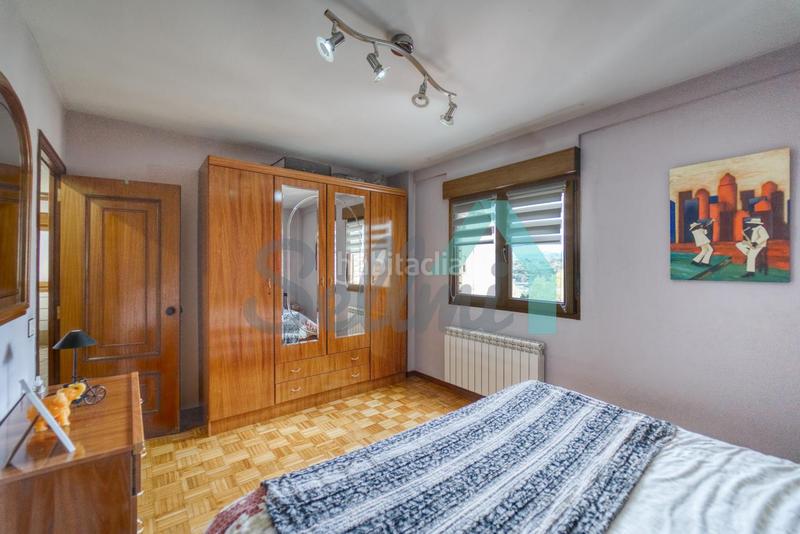 Foto f9d59ef7-d687-496d-984f-392d5c97eb3a. Appartamento con riscaldamento parcheggio in Huca - La Cadellada Oviedo