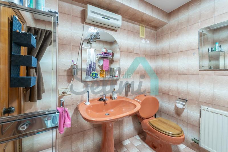 Foto a5d9fa9a-0e32-4543-9957-10a2fd30f931. Etagenwohnung mit heizung parking in Huca - La Cadellada Oviedo