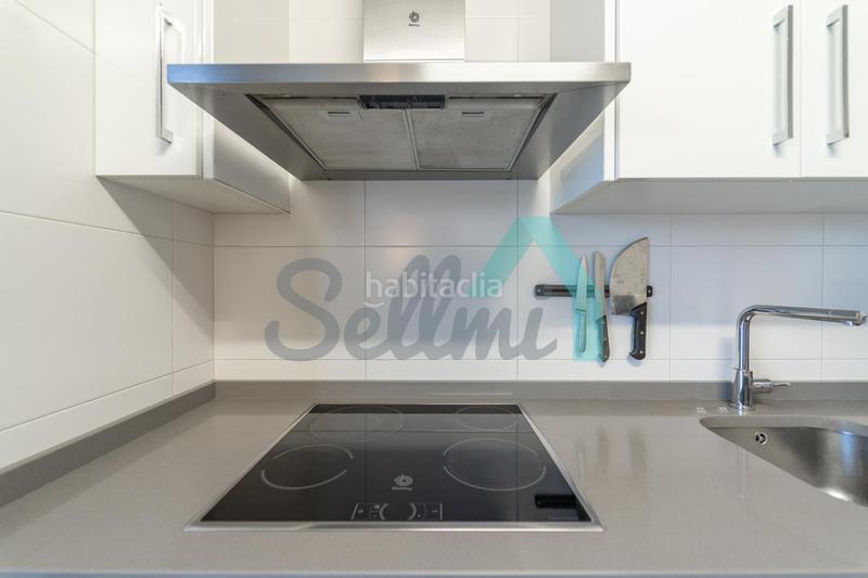 Foto 98794cb3-efcc-49d8-b6ff-c3d59e903fa0. Appartement avec chauffage parking piscine dans Parroquias Sur - La Manjoya Oviedo