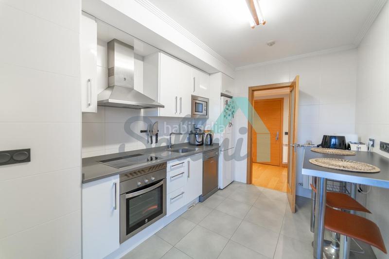 Foto 19218177-1135-4886-8d05-15909b9e6006. Etagenwohnung mit heizung parking pool in Parroquias Sur - La Manjoya Oviedo