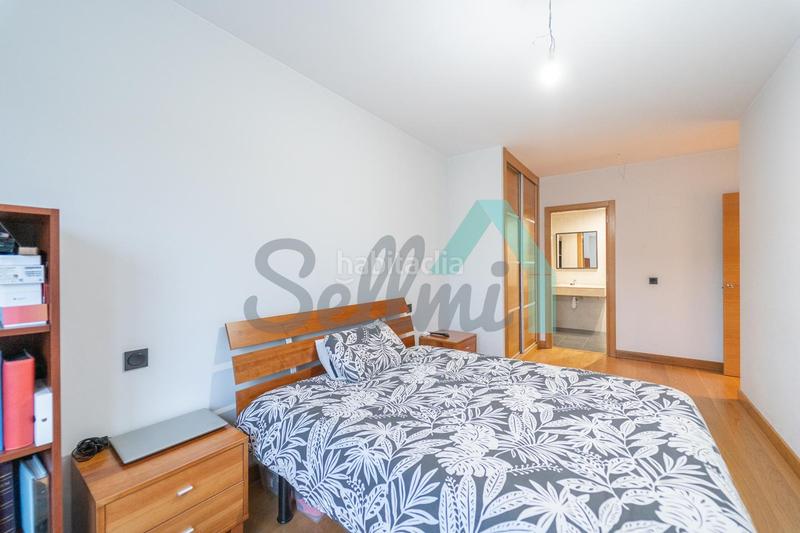 Foto adfd6940-2df3-496a-9b17-9866122557e5. Etagenwohnung mit heizung parking pool in Parroquias Sur - La Manjoya Oviedo