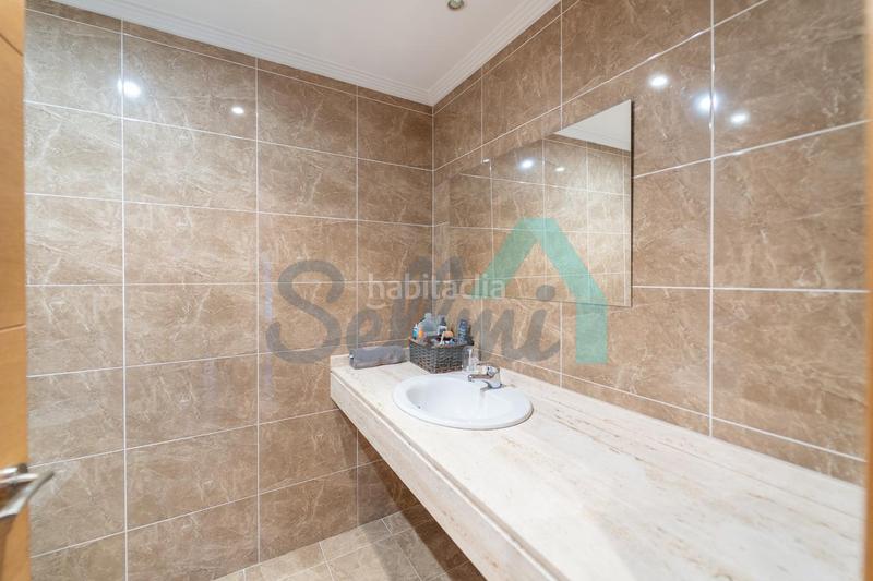 Foto 7c44f0e2-19c4-4206-bbb0-e63b616eb8ef. Flat with heating parking pool in Parroquias Sur - La Manjoya Oviedo