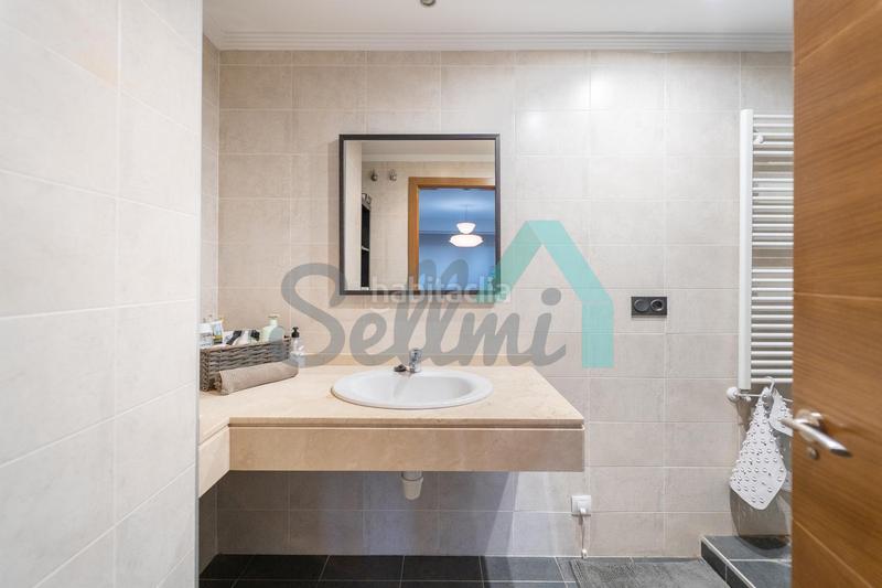 Foto 9b5c5e3f-07d1-4799-9f64-6d77db5ade35. Flat with heating parking pool in Parroquias Sur - La Manjoya Oviedo