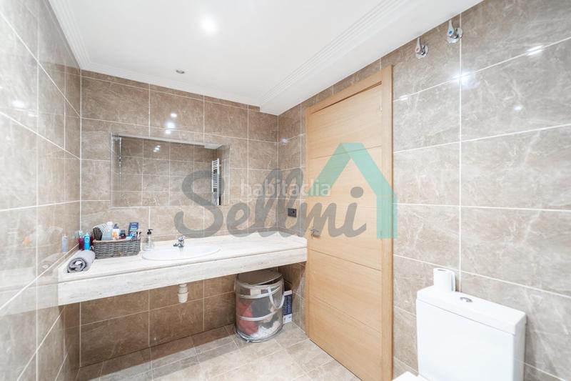 Foto ad7b21f3-ec48-455c-a2c9-e77bc6852c87. Flat with heating parking pool in Parroquias Sur - La Manjoya Oviedo