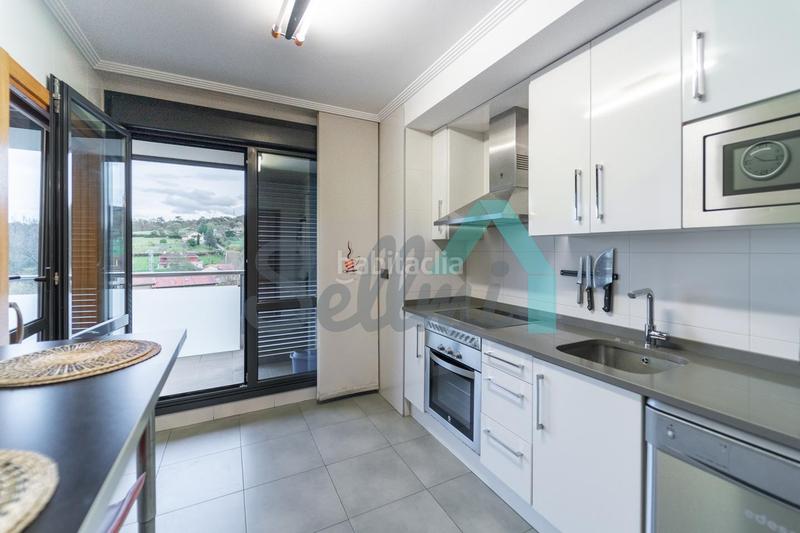 Foto f4f16a9b-c877-4c38-8cab-7467a877bb8f. Flat with heating parking pool in Parroquias Sur - La Manjoya Oviedo