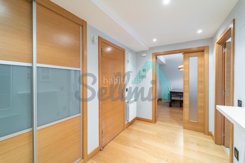 Foto 990f7f2b-265e-46ec-973d-d77df9bf391c. Pis amb calefacció aparcament piscina a Parroquias Sur - La Manjoya Oviedo