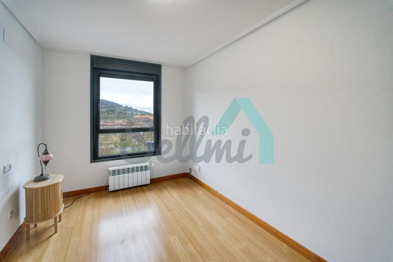 Foto aa95df3f-c509-4548-b845-e28ba873035e. Affitto appartamento con riscaldamento parcheggio in Oviedo