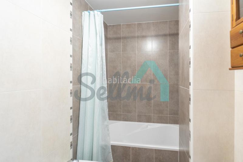 Foto 2c32e1ee-e315-4783-96b4-bae8f68b1087. Location appartement avec chauffage parking dans Huca - La Cadellada Oviedo