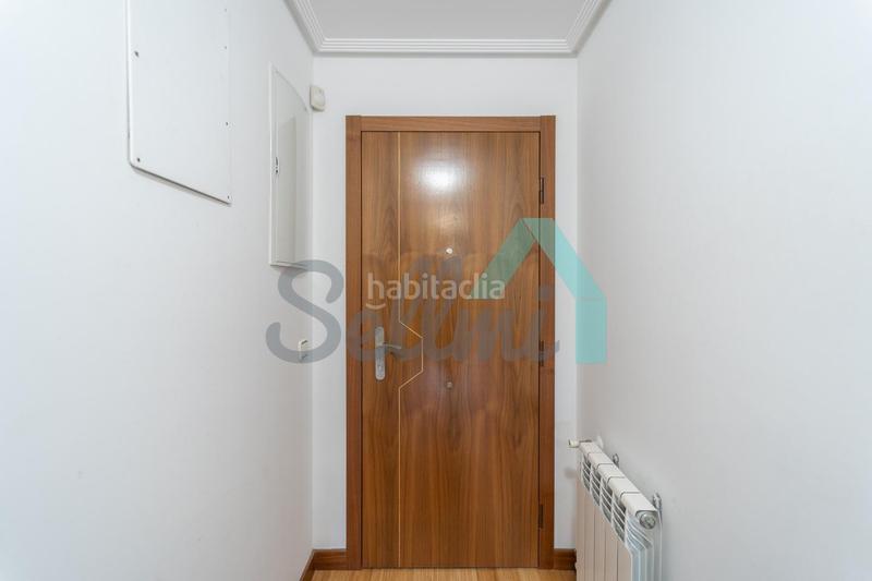 Foto d9b6c14b-10e1-4bad-828c-e80a8e5f7a62. Location appartement avec chauffage parking dans Huca - La Cadellada Oviedo