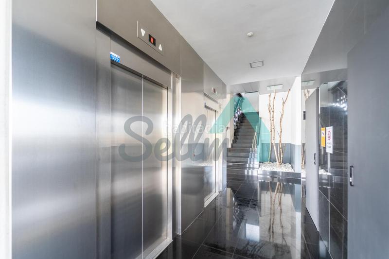 Foto 6b64b00c-b42f-4214-a51e-6e86507d12d9. Rent flat with heating parking in Huca - La Cadellada Oviedo