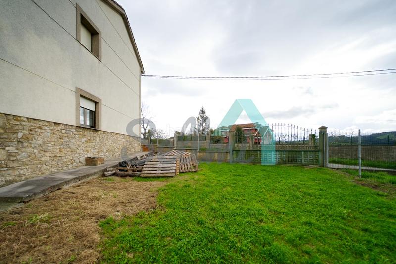 Foto 55eb589f-615f-4efa-89d9-8d79f4c809d3. Casa en Corvera de Asturias