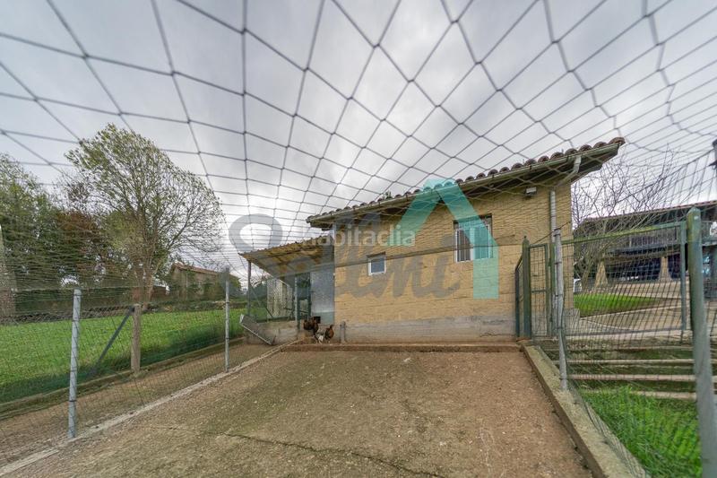 Foto 5cbdbb6a-9e72-456c-8c0c-119af7519902. Casa en Corvera de Asturias