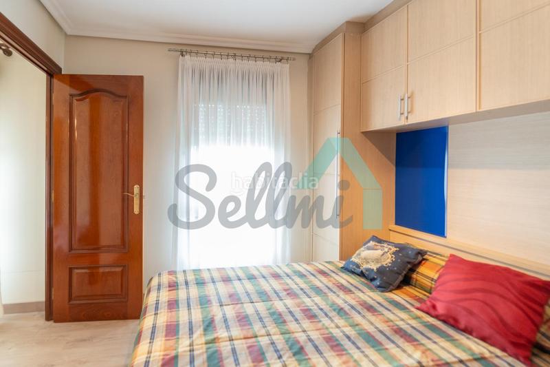 Foto 8bd07f26-a38b-4ca9-b1cf-97d7ae418986. Casa en Corvera de Asturias