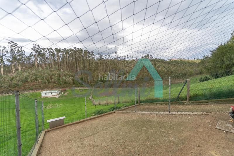 Foto c7e858dc-b753-41c9-83bc-b402f9e60f75. Casa en Corvera de Asturias