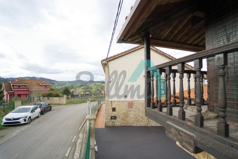 Foto cea850cc-18fb-4d25-a801-353c43a8b072. Casa en Corvera de Asturias