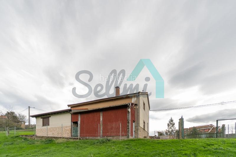Foto d414a900-134f-4494-92ec-79aa8ea43420. Casa en Corvera de Asturias