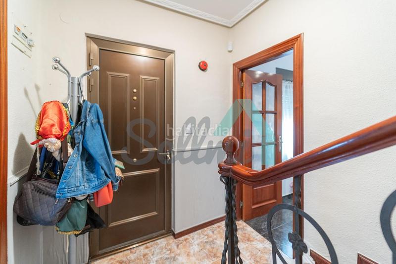 Foto 103a41be-14c7-4a3d-9ad3-1d9b6e276a38. Maison avec chauffage parking dans Corvera de Asturias