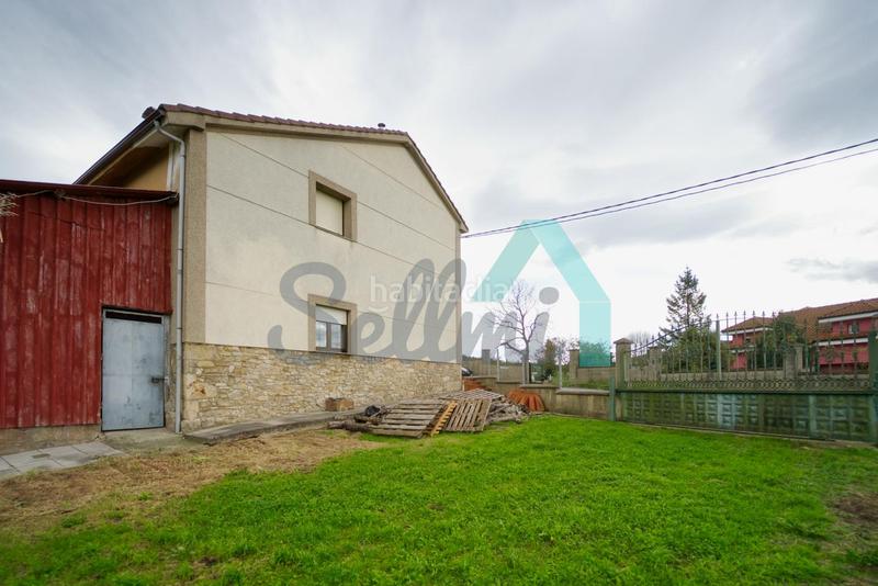 Foto 1f071b15-d74a-472d-8437-d9701c8c3fd7. Maison avec chauffage parking dans Corvera de Asturias